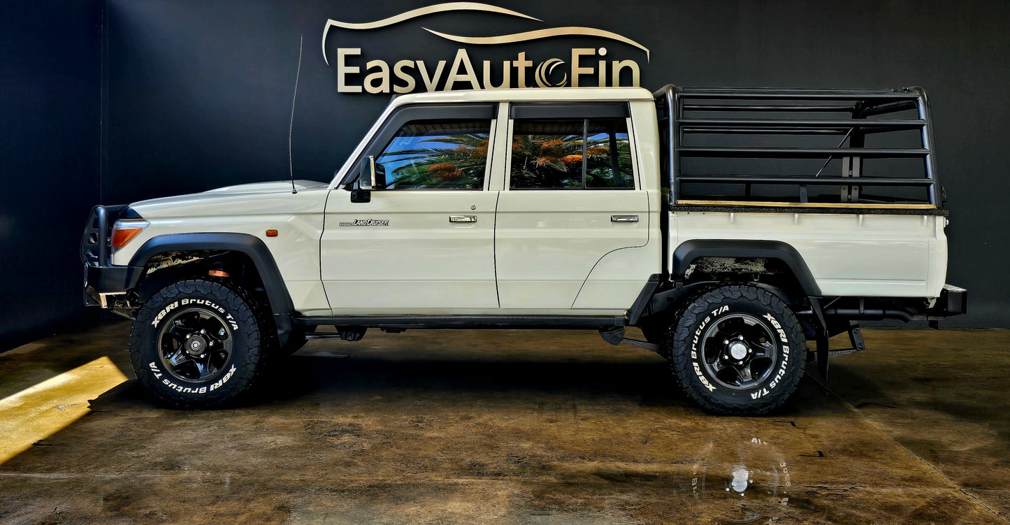 2015 Toyota Landcruiser 79 4.5 LX V8 P/U M/T D/Cab
