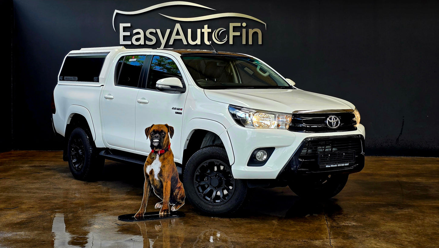 2017 Toyota Hilux 2.8 GD-6 RB RAIDER 4X4 P/U A/T D/Cab(BLACK EDITION)