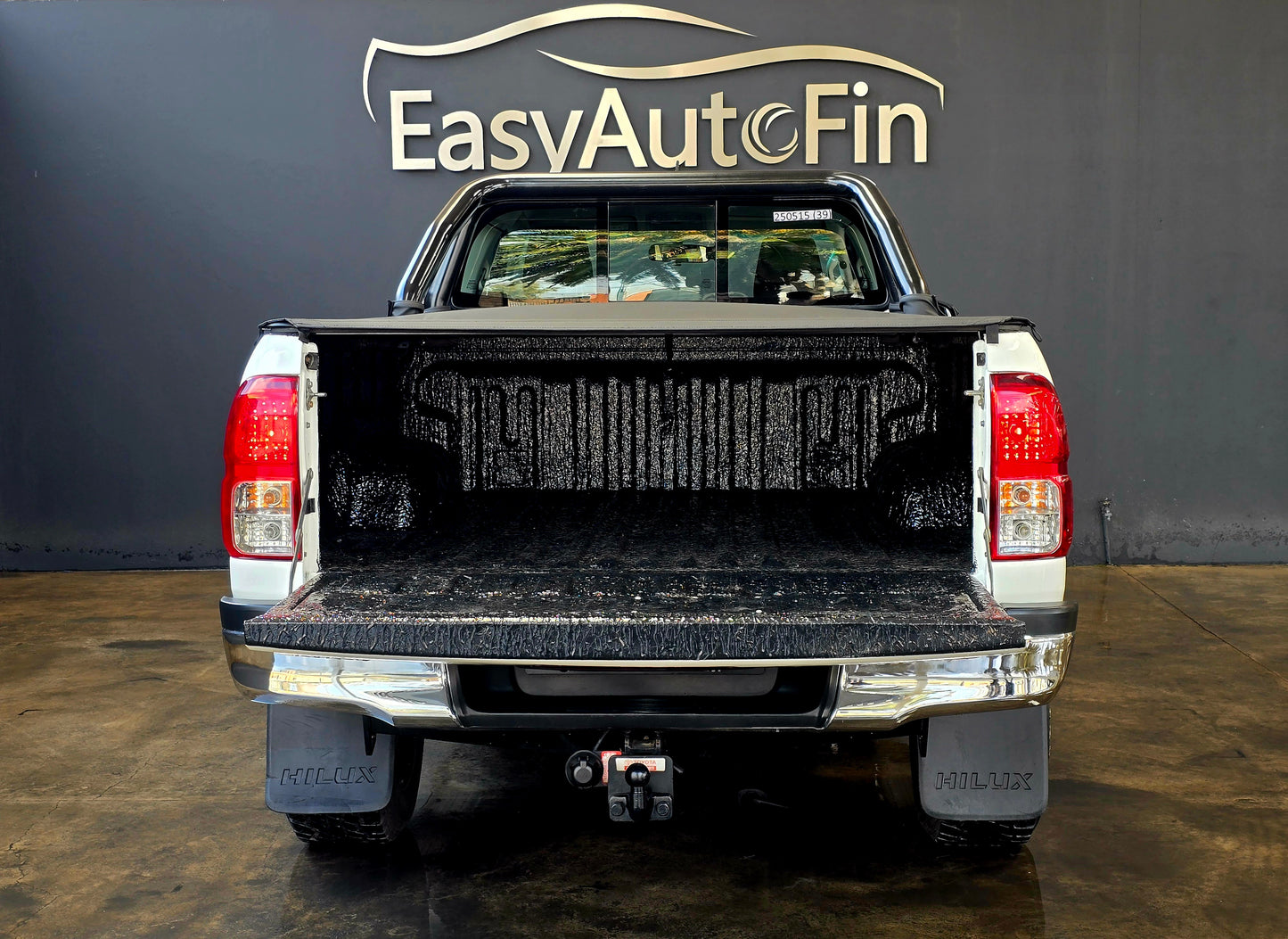 2017 Toyota Hilux 2.4 GD-6 RB SRX P/U M/T E/Cab