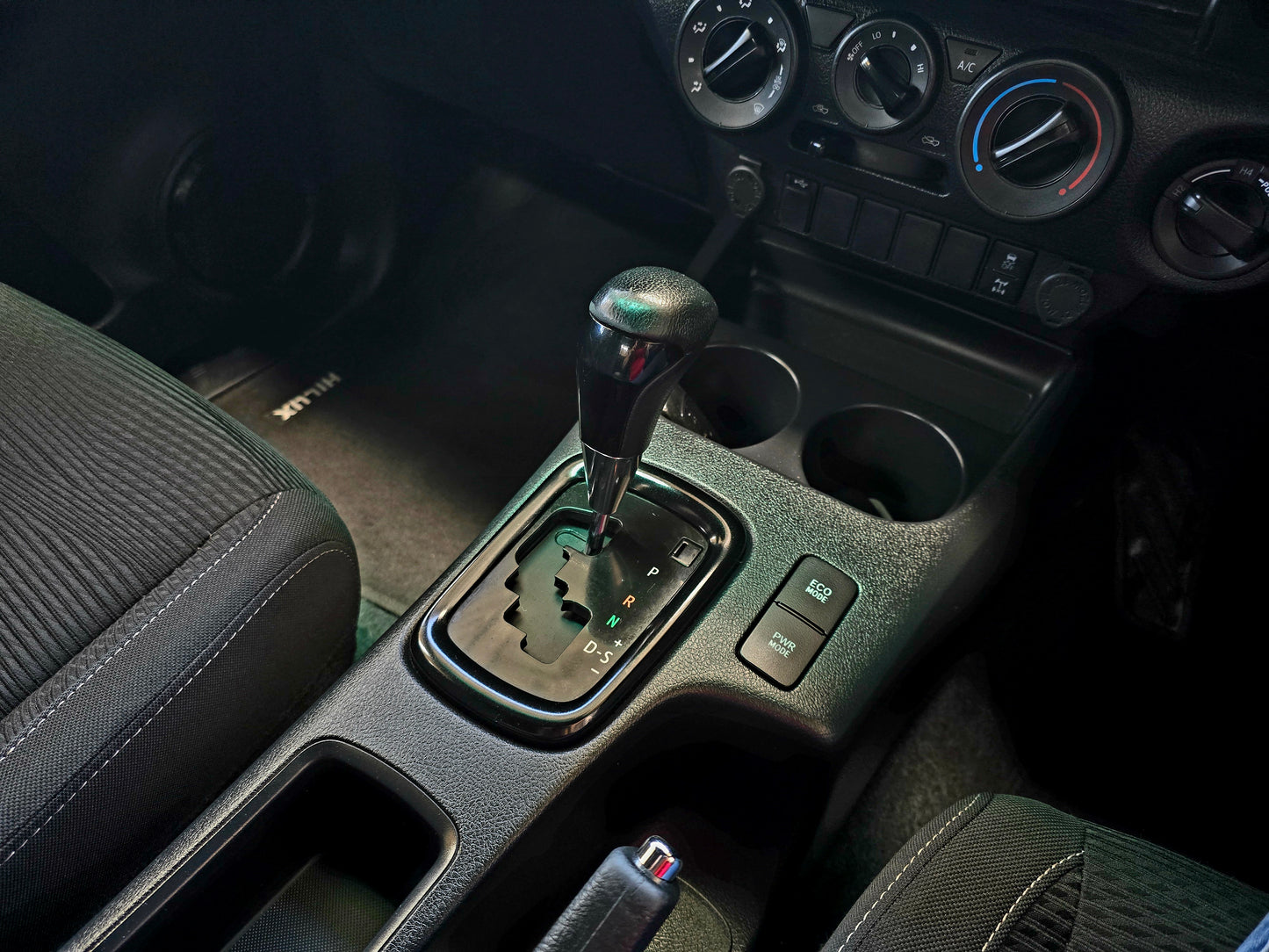 2021 Toyota Hilux 2.8 GD-6 RB LEGEND 4x4 P/U A/T E/Cab