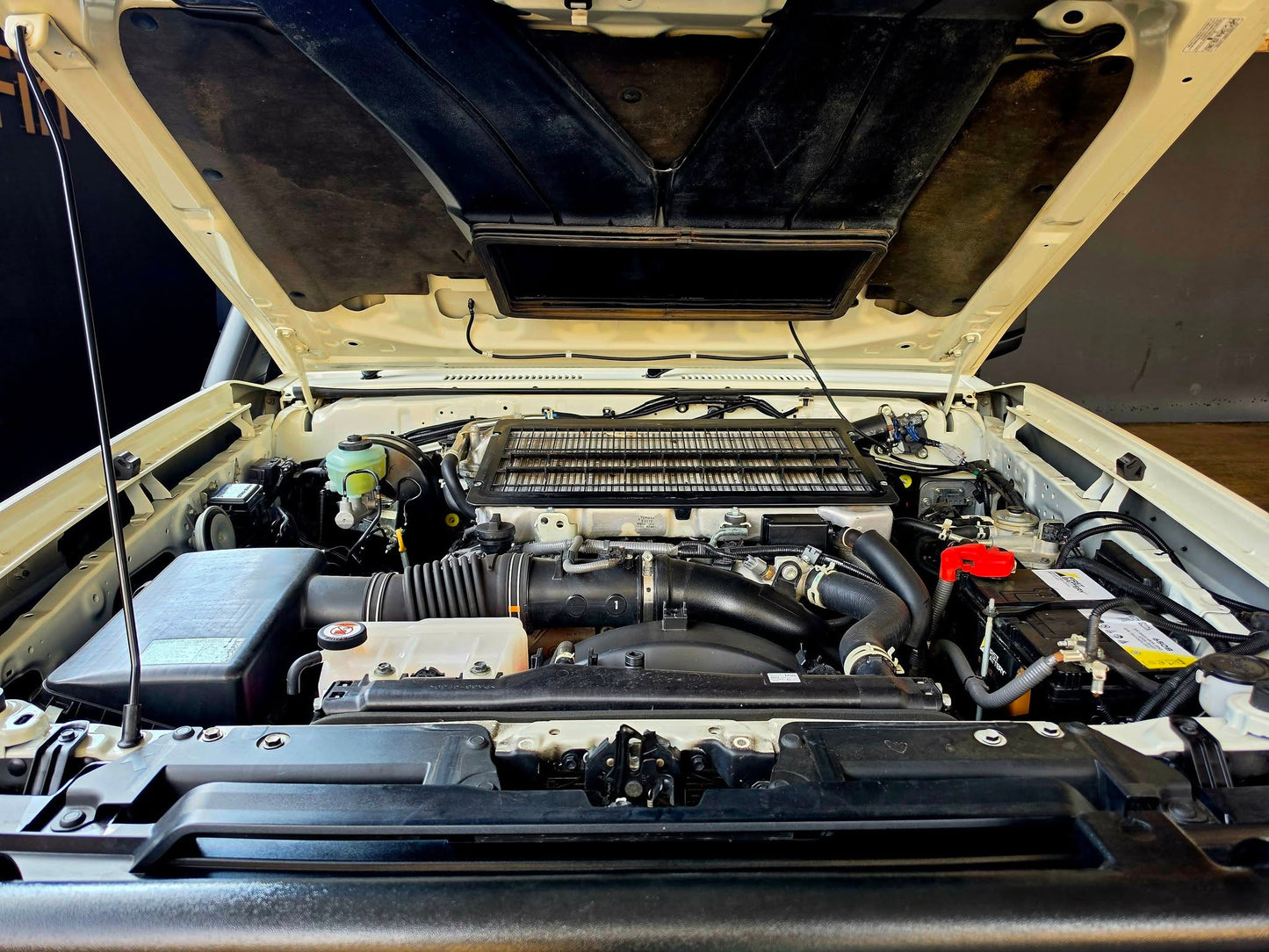 2024 Toyota Landcruiser 76 4.5D V8 S/W