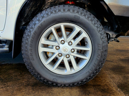 2015 Toyota Hilux 3.0 D-4D LEGEND 45 4X4 P/U M/T D/CAB