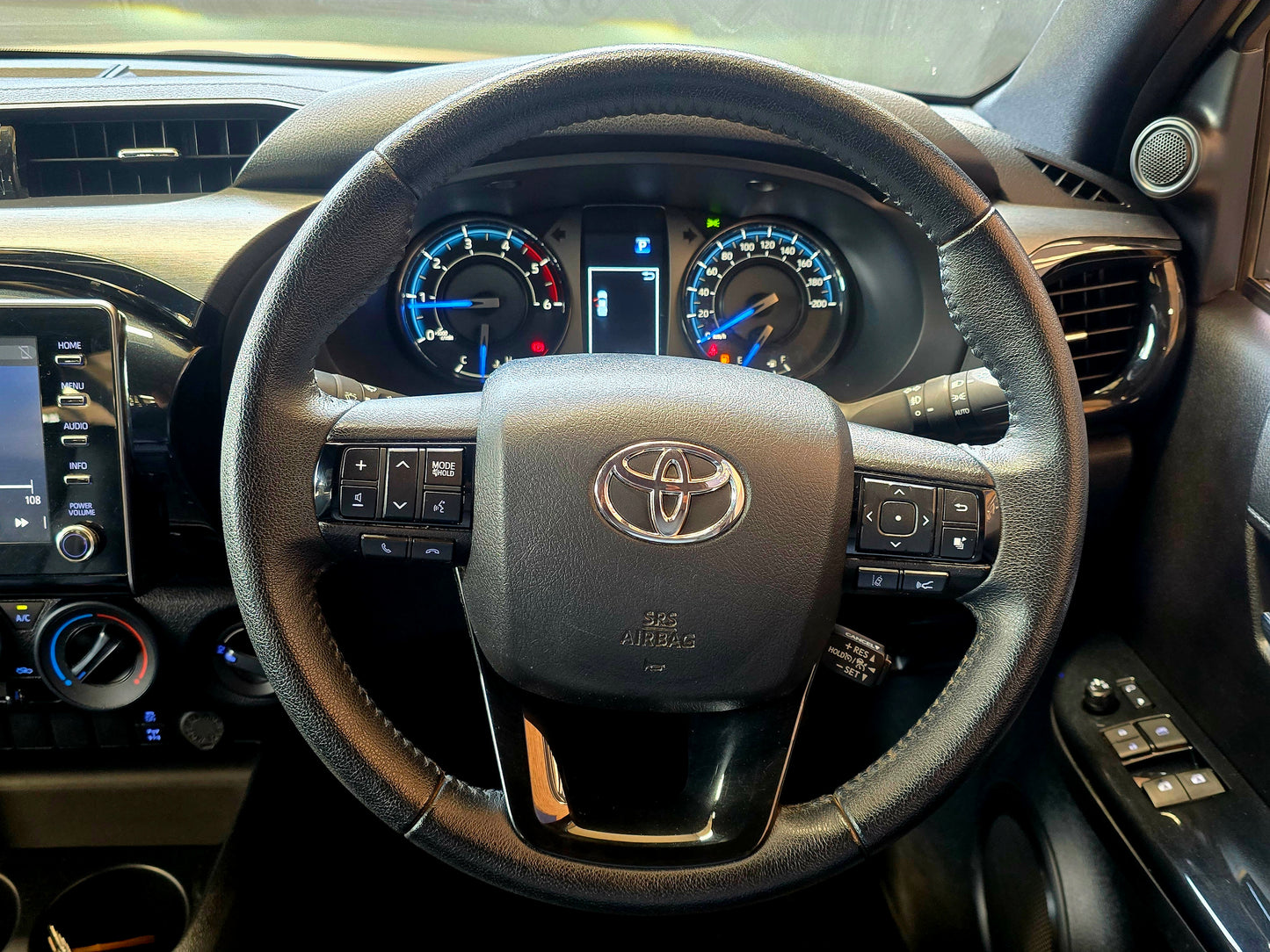 2024 Toyota Hilux 2.8 GD-6 RB LEGEND 4x4 P/U A/T E/Cab