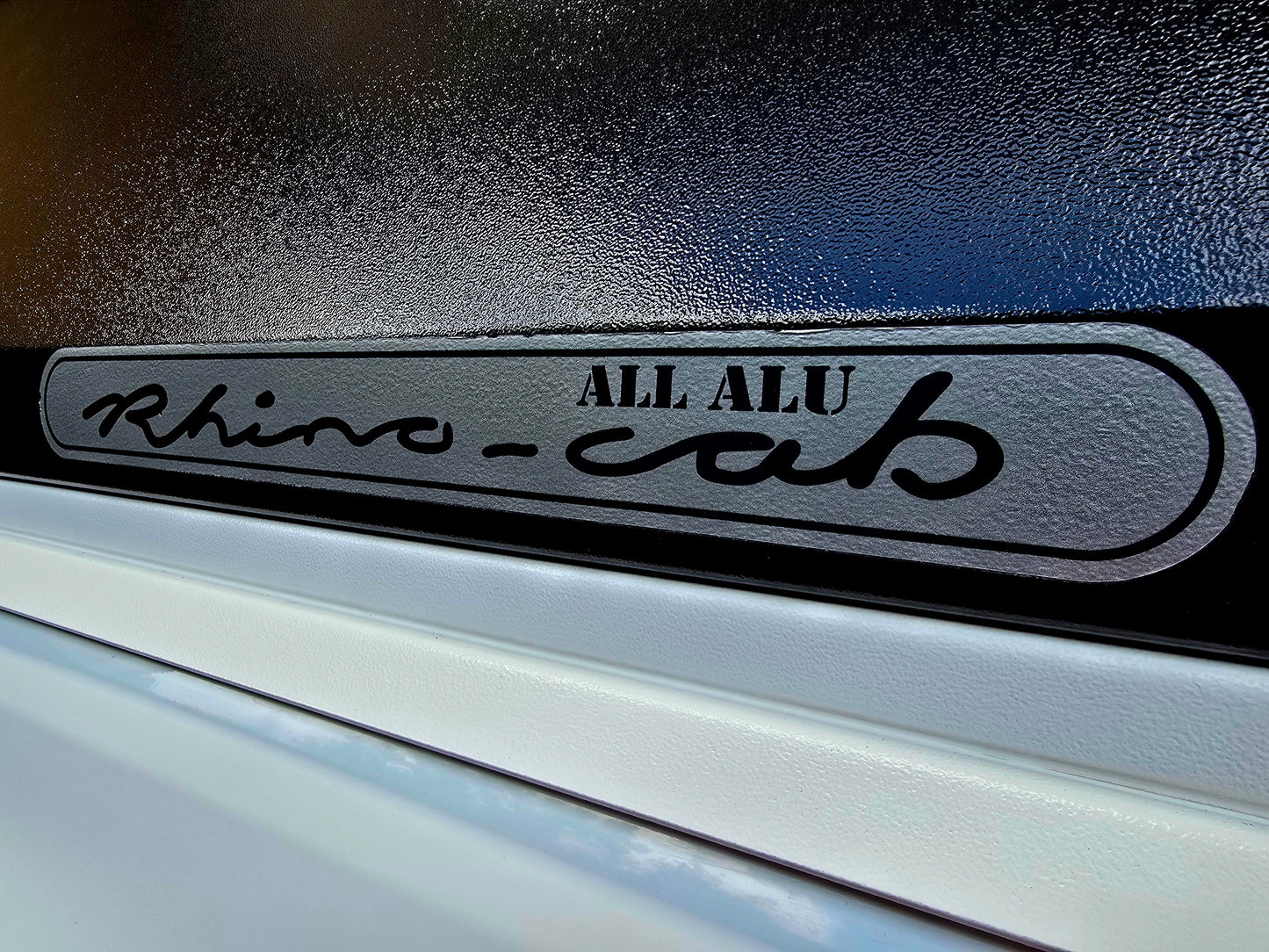 2017 Toyota Hilux 2.8 GD-6 RB RAIDER 4X4 P/U A/T D/Cab(BLACK EDITION)