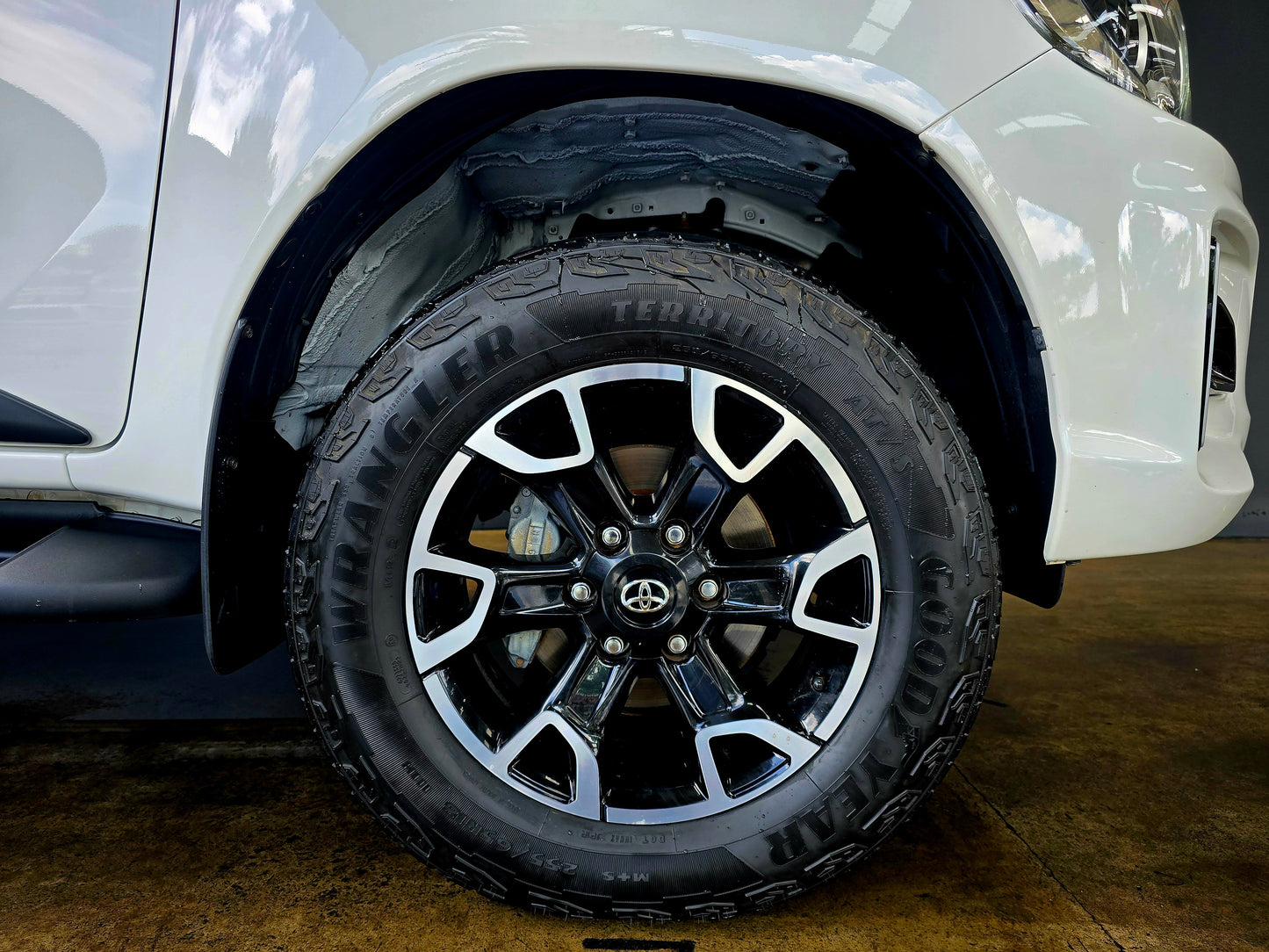 2020 Toyota Hilux 2.8 GD-6 RB LEGEND 50 P/U A/T E/Cab