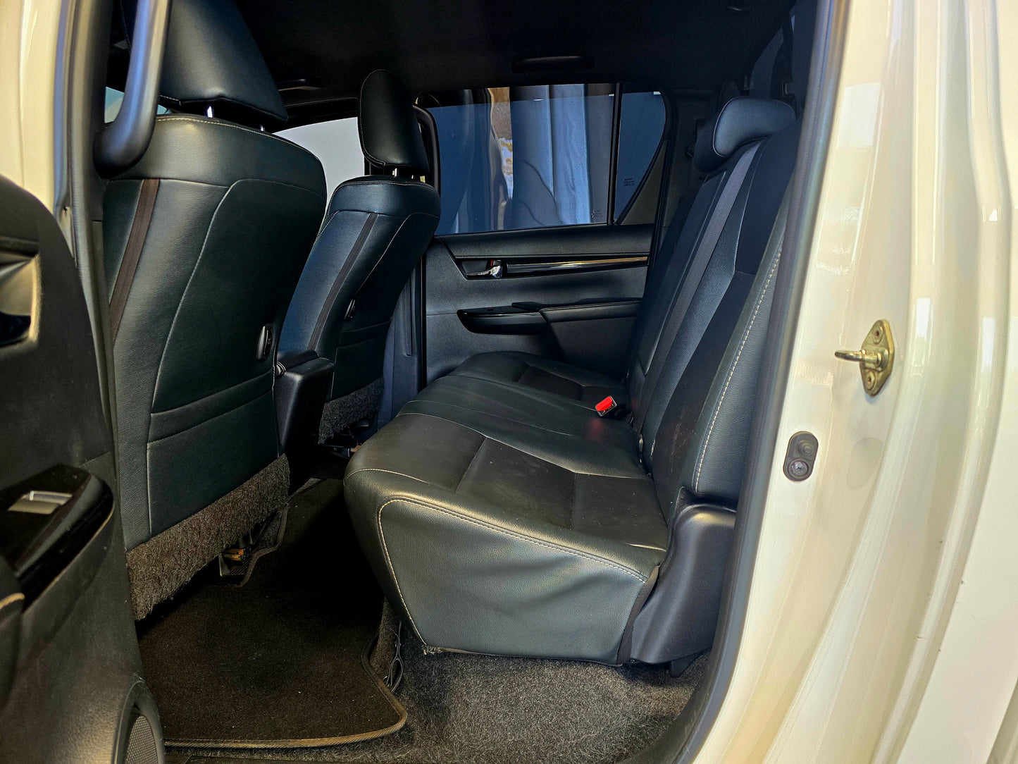 2019 Toyota Hilux 2.8 GD-6 DAKAR 4x4 P/U A/T D/Cab