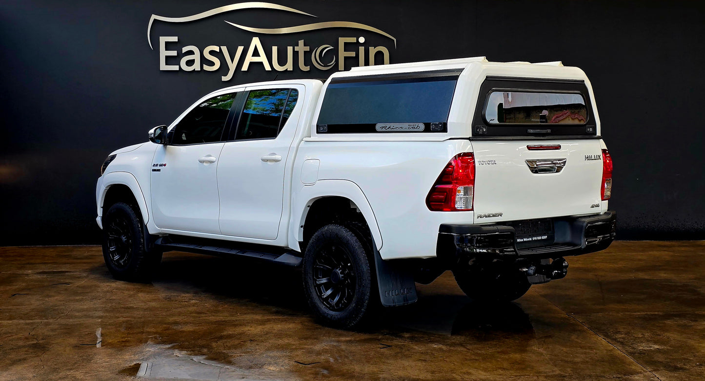 2017 Toyota Hilux 2.8 GD-6 RB RAIDER 4X4 P/U A/T D/Cab(BLACK EDITION)