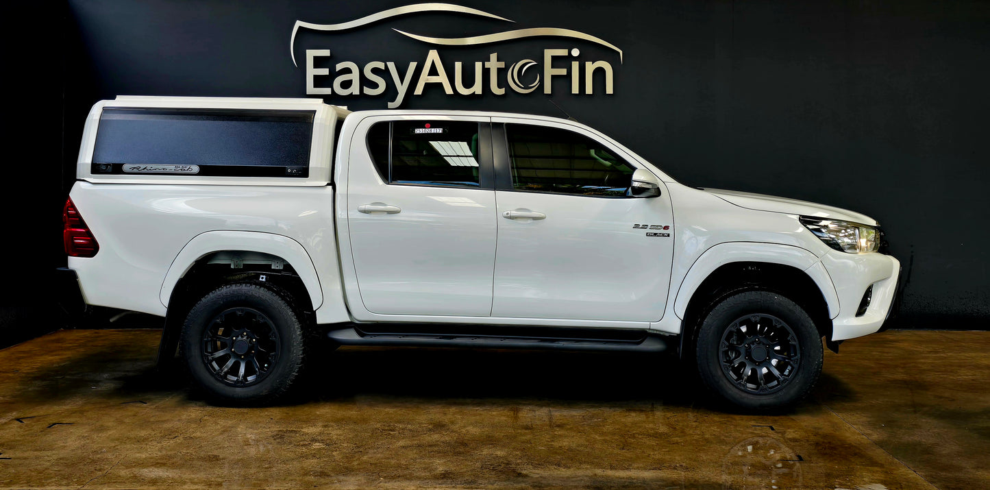 2017 Toyota Hilux 2.8 GD-6 RB RAIDER 4X4 P/U A/T D/Cab(BLACK EDITION)